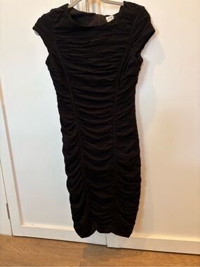 Cache Black Ruched Cap-Sleeve Midi Dress